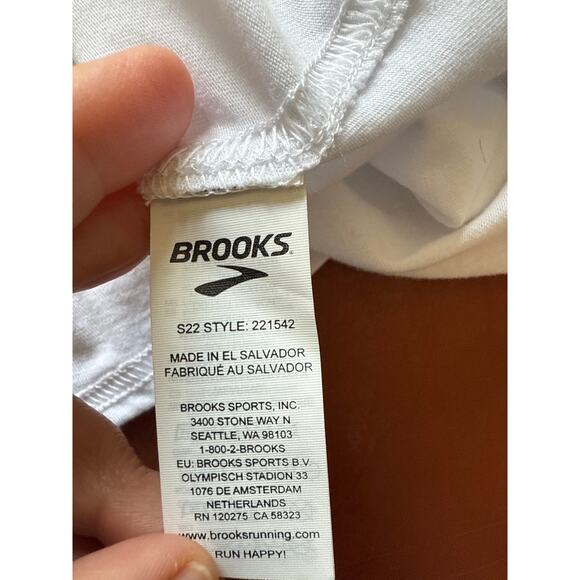 Brooks Running Tank Top Pride Edition Graphic Tank Rainbow Womens Small - Picture 8 of 8